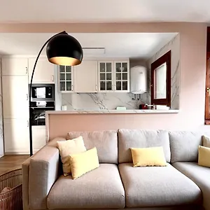 Duplex La Roca - L'amfitriona , Espot España